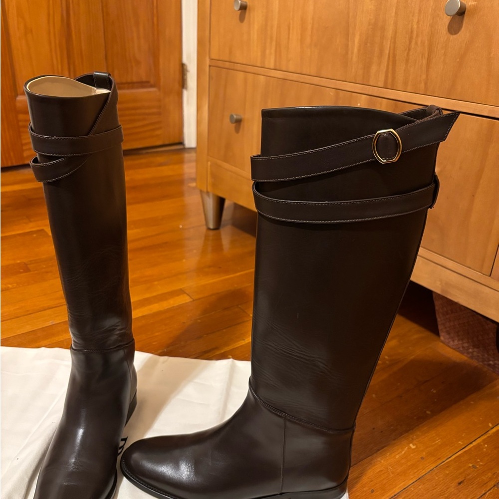 EUC BANANA REPUBLIC Brown Leather Riding Boots with Gold Buckle - Picture 4 of 8